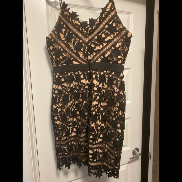 Dress - Picture 2 of 2